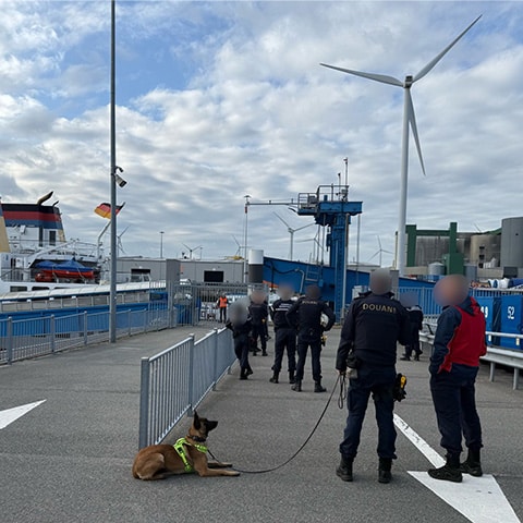 Samen tegen ondermijnende criminaliteit in de Eemshaven